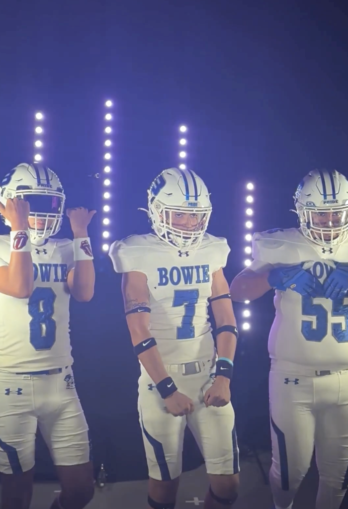 Photo of Bowie High School football players
