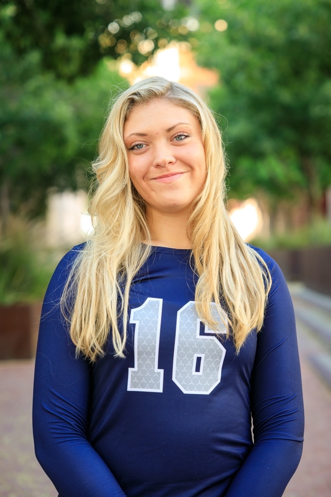 Lacie Rivera-Ihlefeld, Coronado volleyball