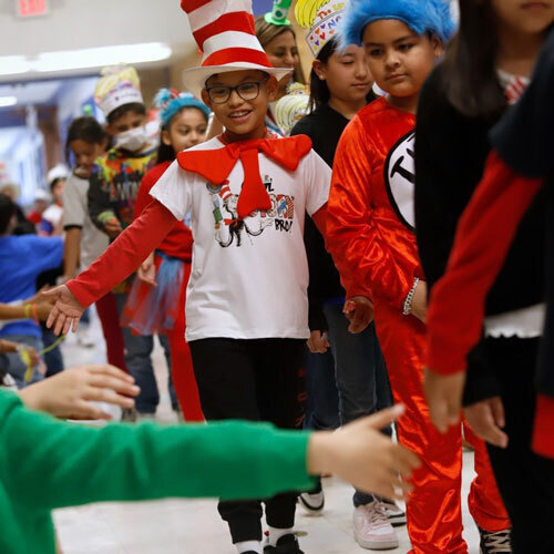 students celebrate read across the district