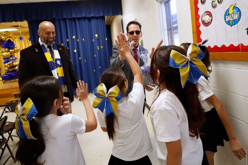 Students high five EPISD Superintendent