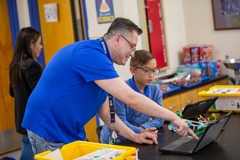Clendenin Elementary School