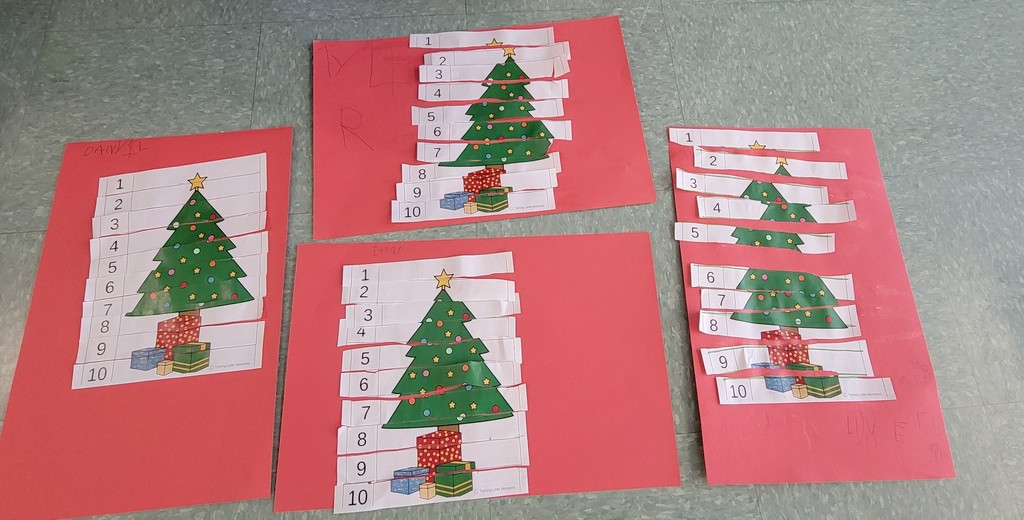A completed sequencing Christmas Tree