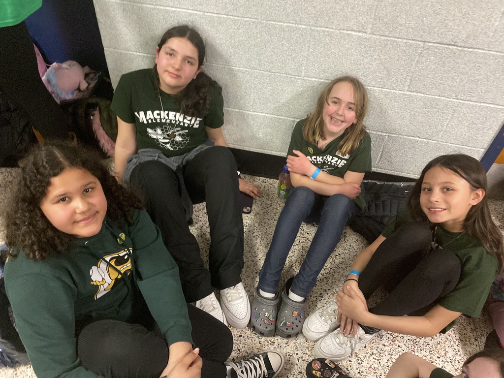 4/5 Odyssey of the Mind Team waiting for their performance results