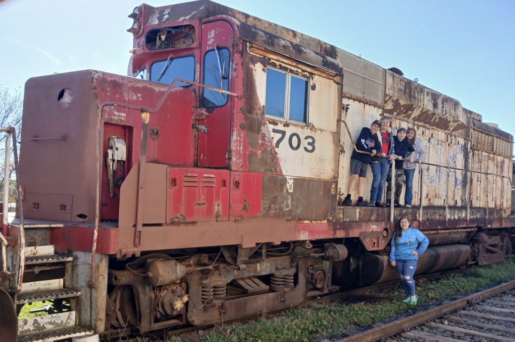 The Eleva-Strum Railroad Club enjoyed a grill out at their advisor’s house where they operated the Garden Railroad. They also took a trip to the Colfax Railroad Museum to learn and experience railroad history. #OneElevaStrum