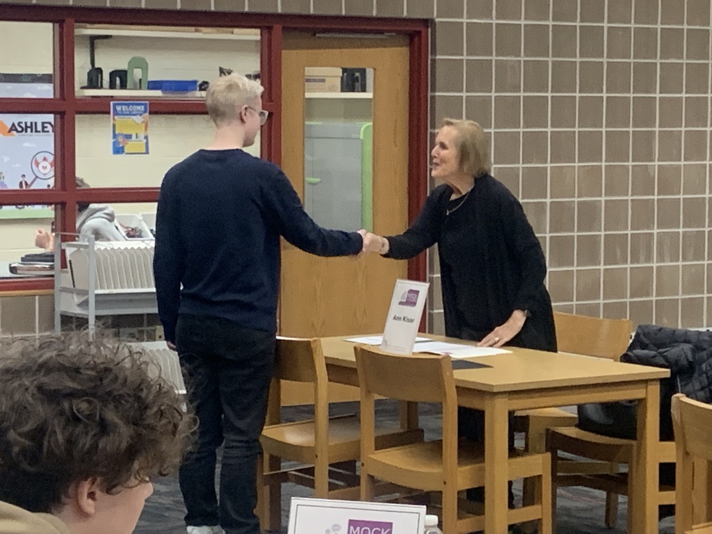 Sophomore students wrapped up a Career Readiness unit where they built professional résumés, filled out job applications, and practiced real-world interview skills with local professionals.  Huge thanks to our community partners for helping students shine and grow!  #OneElevaStrum