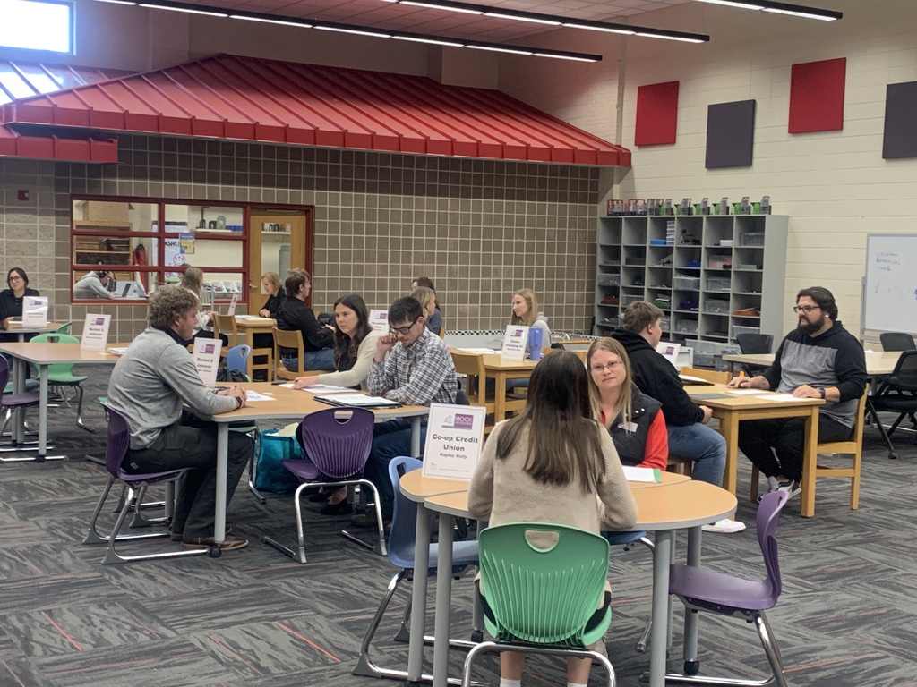 Sophomore students wrapped up a Career Readiness unit where they built professional résumés, filled out job applications, and practiced real-world interview skills with local professionals.  Huge thanks to our community partners for helping students shine and grow!  #OneElevaStrum