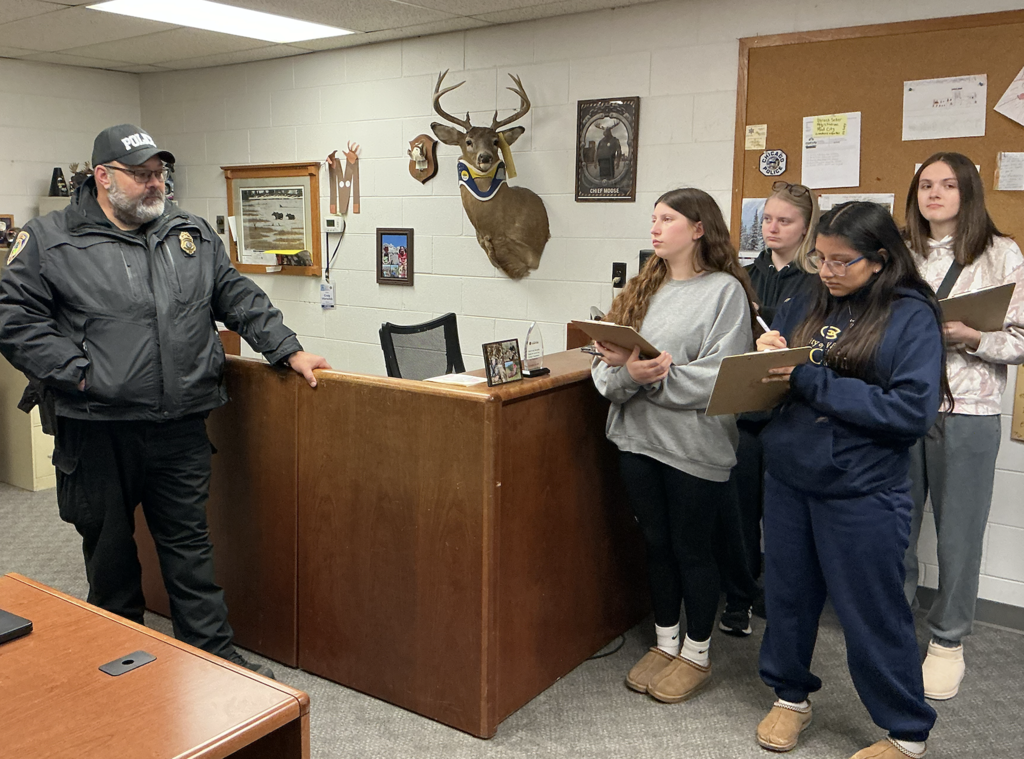  Introduction to Criminal Justice class visited the Strum Police Department