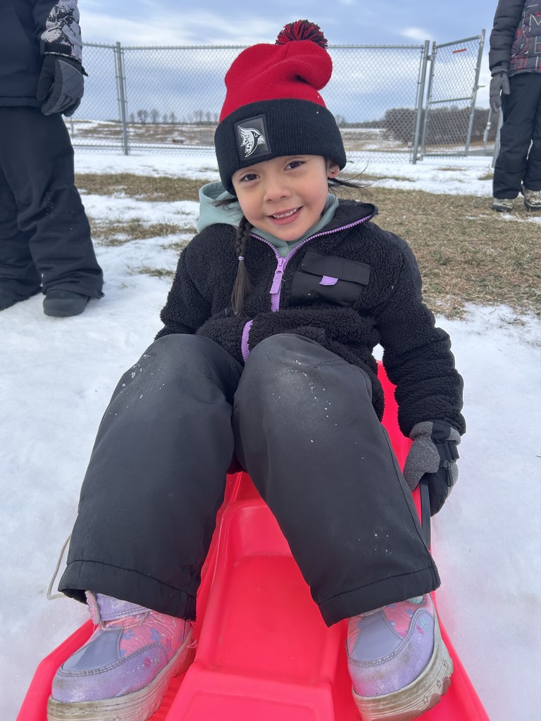 Mrs. Heldt’s kindergarten celebrated great behavior with a sledding reward and then warmed up with cozy cups of hot cocoa.