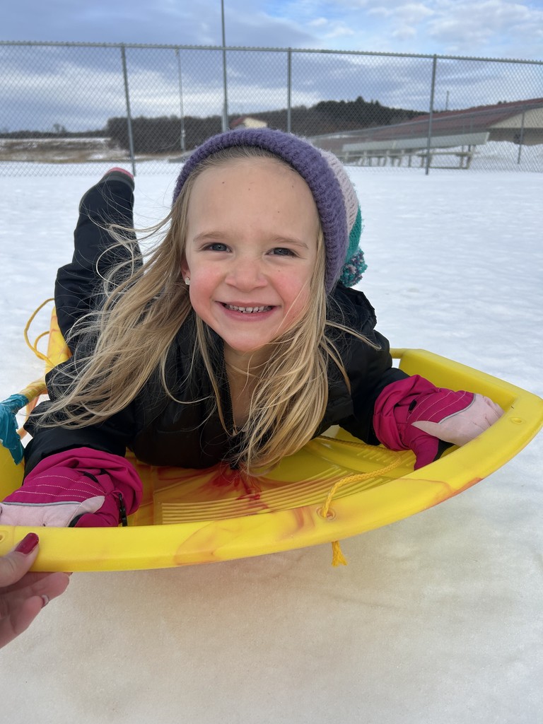 Mrs. Heldt’s kindergarten celebrated great behavior with a sledding reward and then warmed up with cozy cups of hot cocoa.