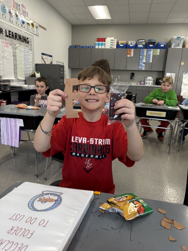 1st graders celebrated April Fool’s Day with “brown E’s”… and brownies to match!