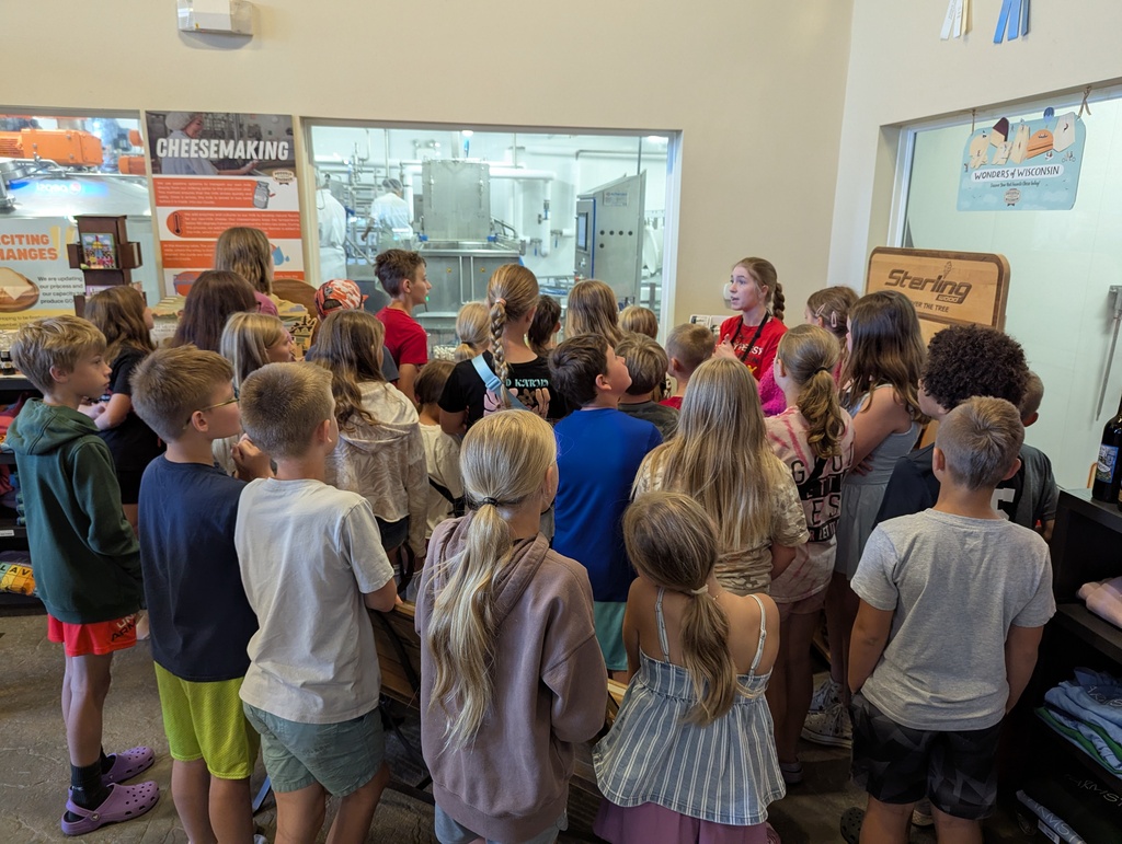 On the second day of  Rolling classroom,  the class  visited the Marieke Gouda farm in Thorp.  