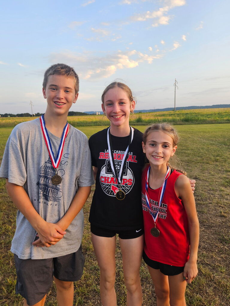 The Cardinal Cross Country team brought home some hardware! 