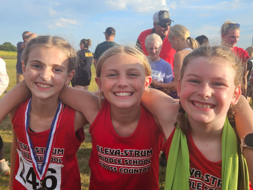 The Cardinal Cross Country team brought home some hardware! 