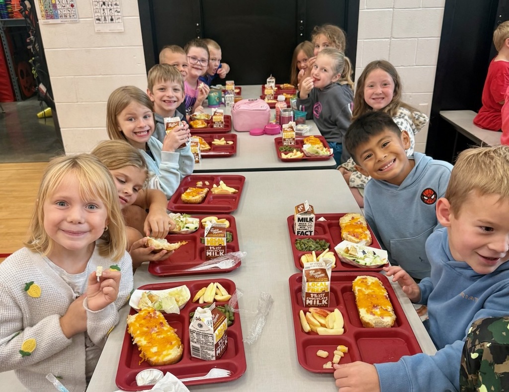 Students enjoyed Hawaiian French bread pizza with side salad, green beans, apples and milk.
