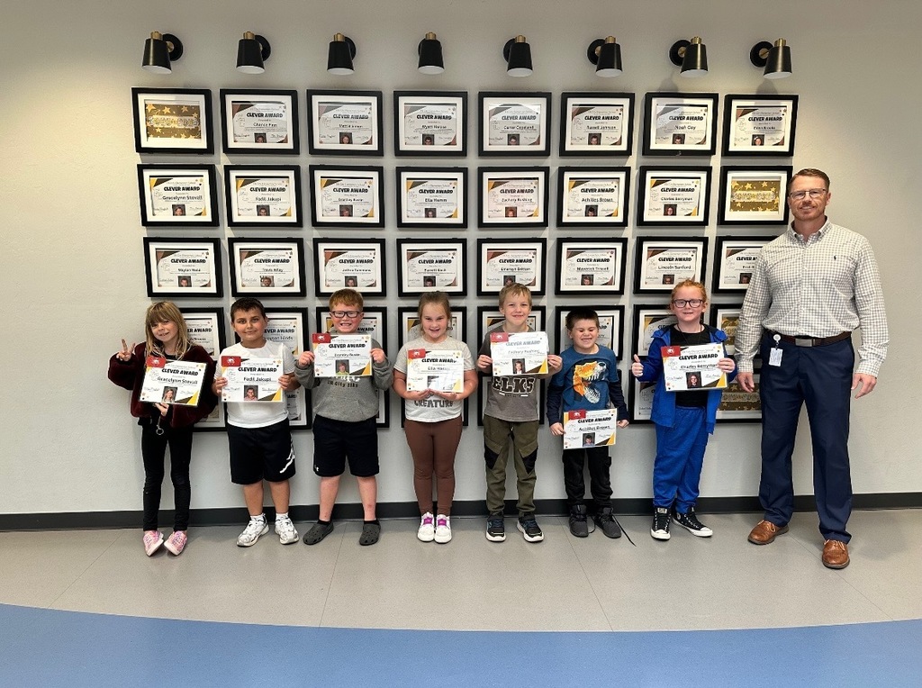 Pictured: Gracelynn Stovall, Fadil Jakupi, Brantley Bustin, Ella Hamm, Zachary Rushing, Achilles Brown, CJ Berryman, Mr. Mayfield