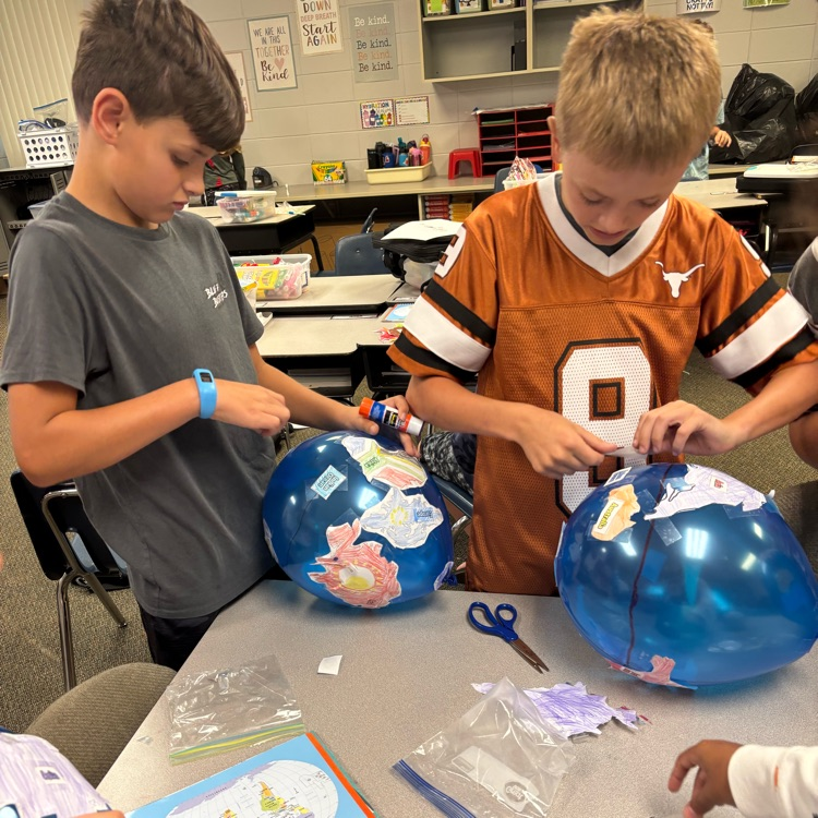 Globe Balloons