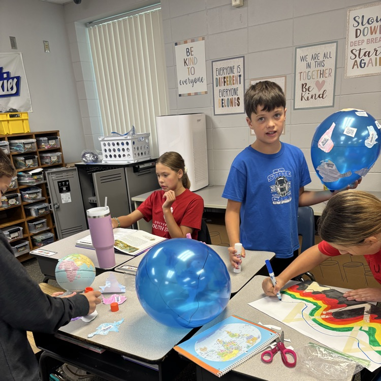 Globe Balloons