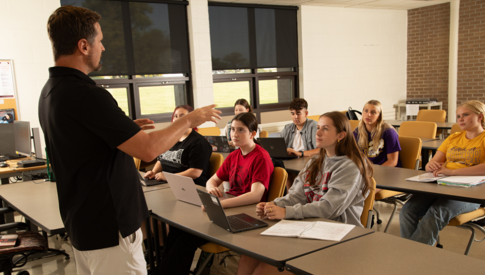 SLCA students in class with professor