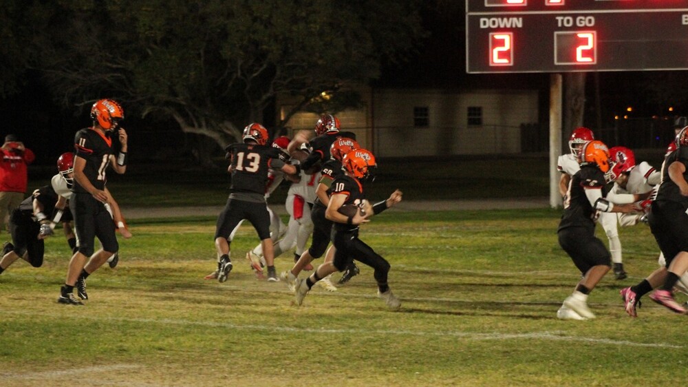 football vs Carlin