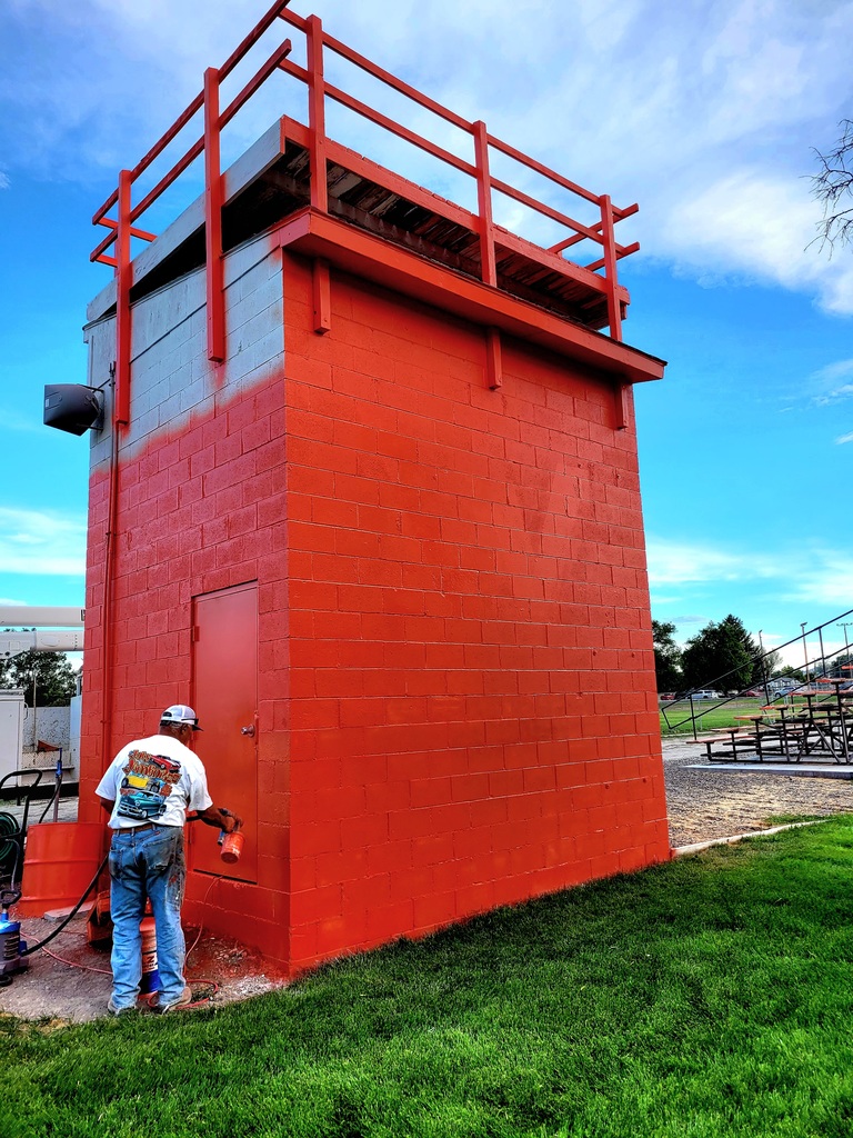 painting the old W building
