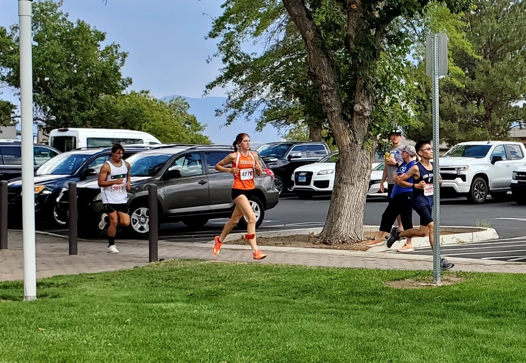Cross country team at Lampe Park 