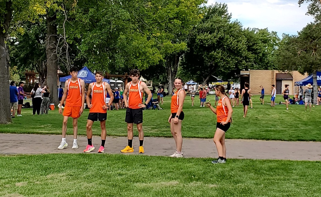Cross country team at Lampe Park 