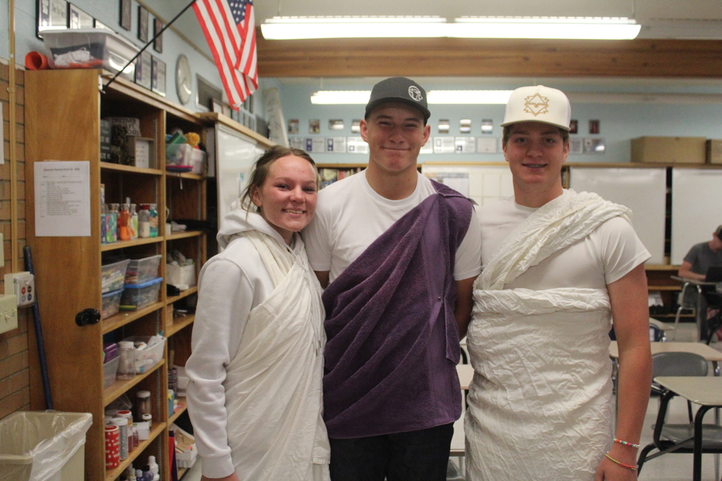 HOCO dress up day-Toga's