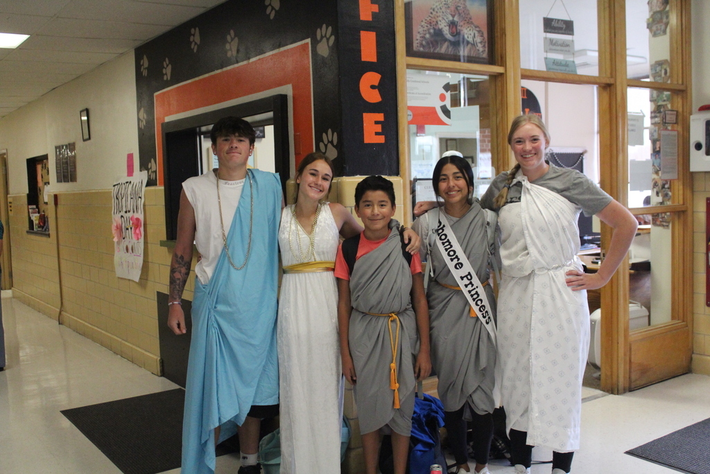 HOCO dress up day-Toga's