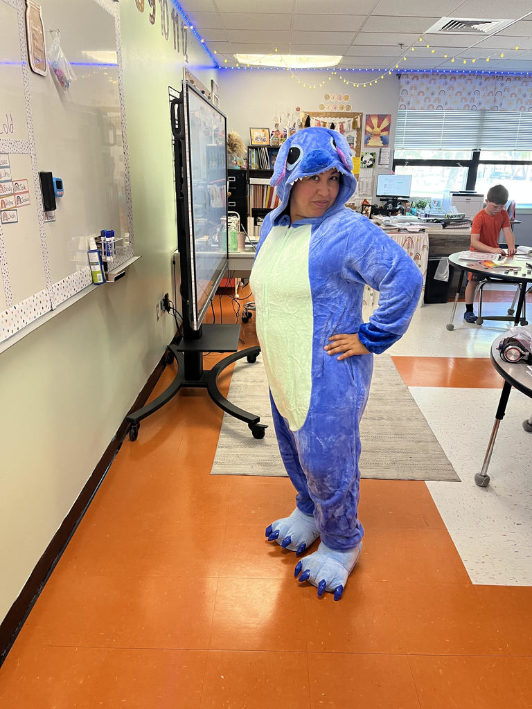 character drees up day for read-a-thon