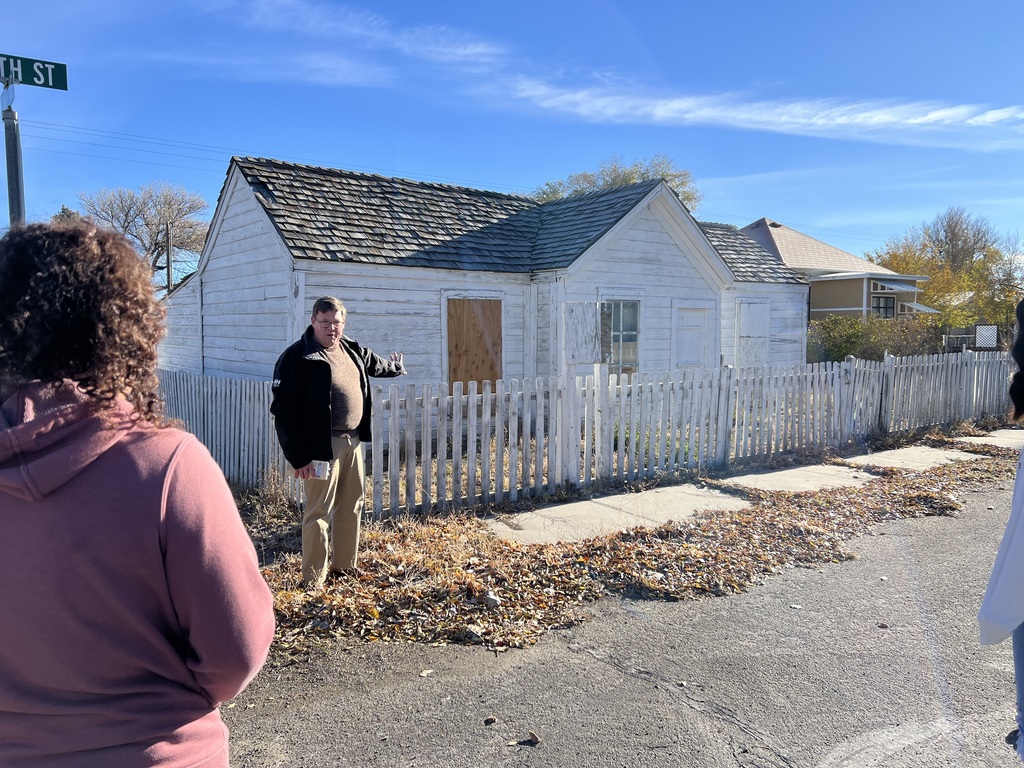 Sophomore english class town tour