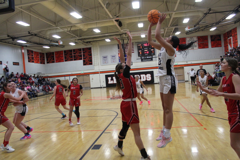 Wells High School varsity basketball team vs Tonopah High School girls