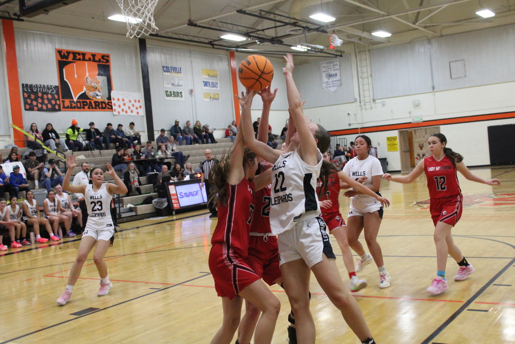 Wells High School varsity basketball team vs Tonopah High School girls