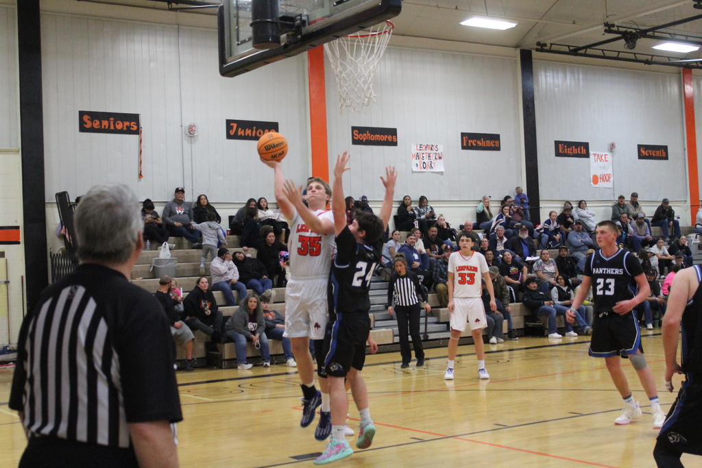 WHS basketball boys varsity