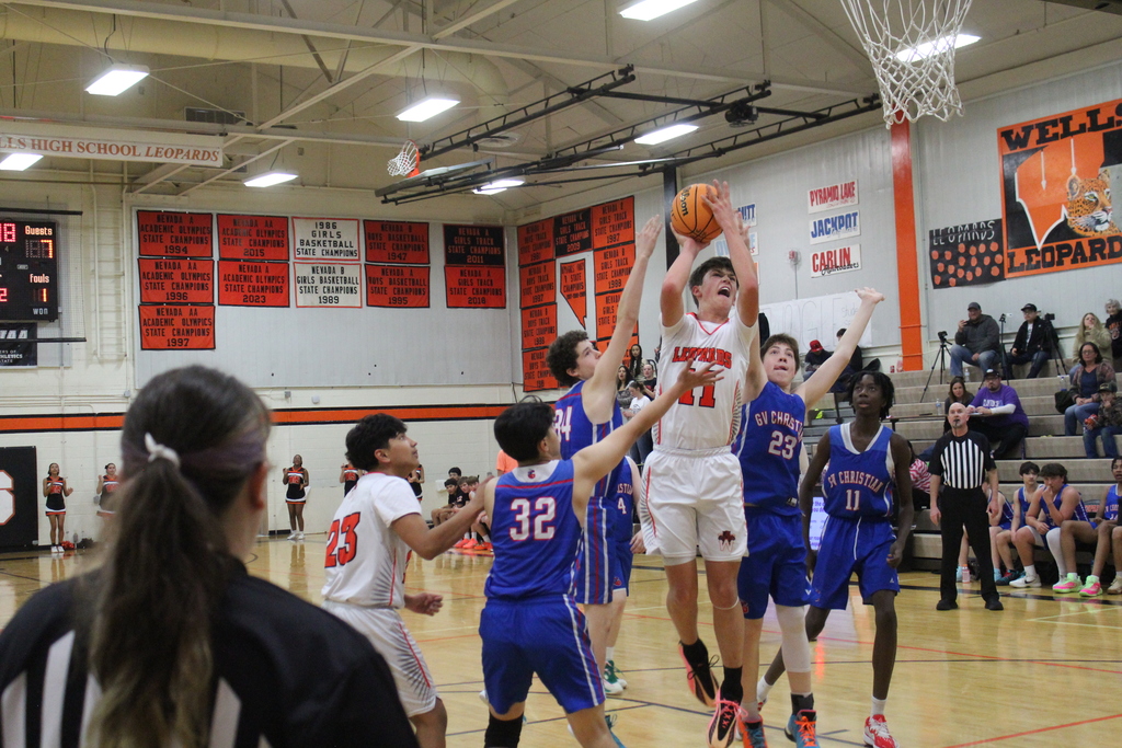 WHS basketball boys varsity