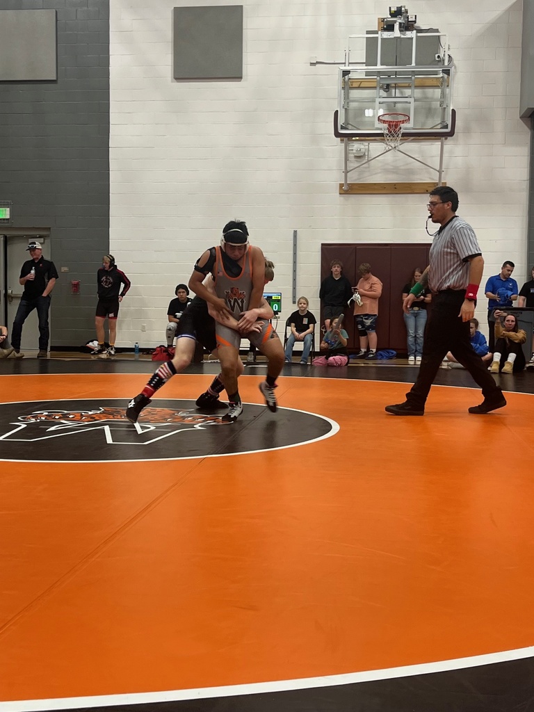 WHS wrestlers at the Salt Flats Scuffle