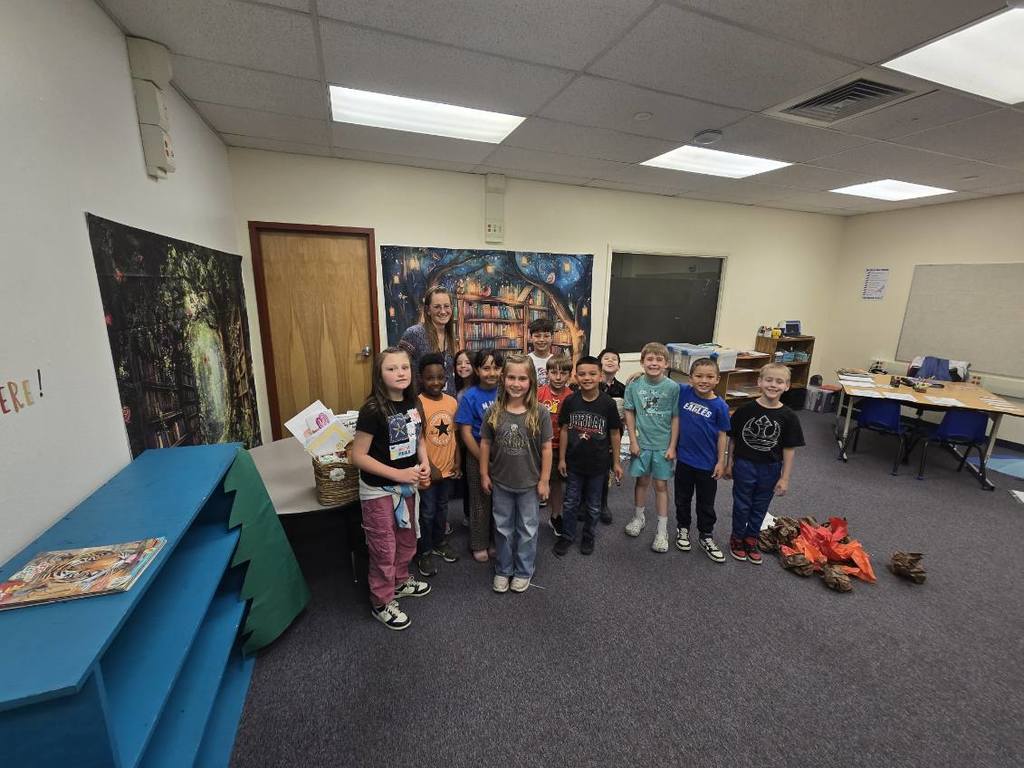 For the last few years, Mountain View Elementary has benefitted from the expertise and support of our beloved Reading Specialists: Mrs. McLeod, Mrs. Sarbacker, and Mrs. Wilson.   We love and appreciate them! Thank you, ladies, for all that you have done for our students at MVE! 