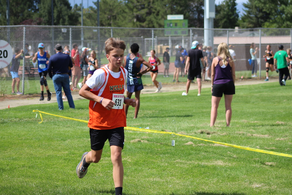Wells Cross Country runner