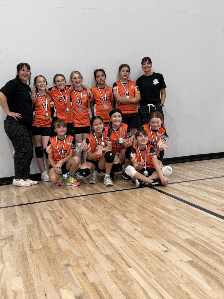 5th and 6th grade girls basketball team