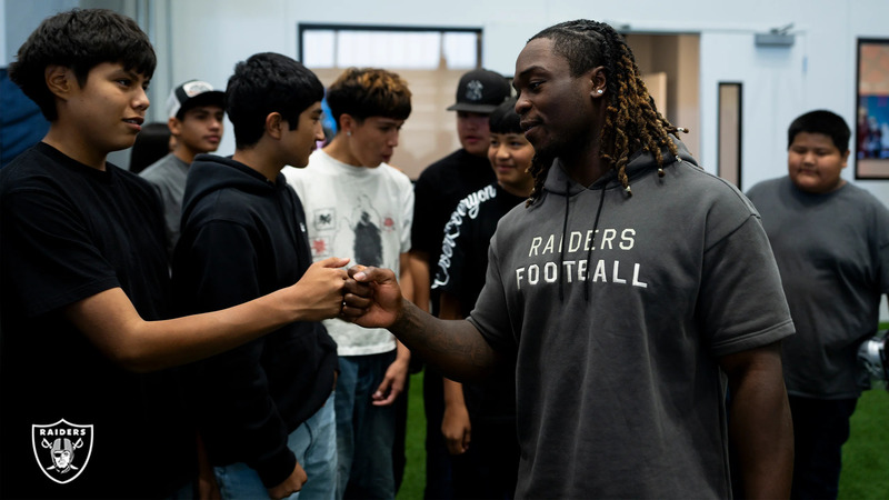 Student meet pro football player