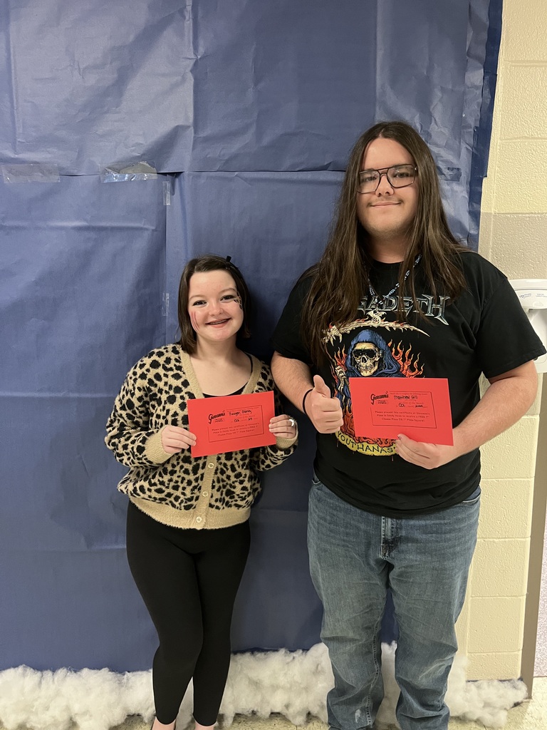 Juniors Reagan Glancy, Matthew Hill