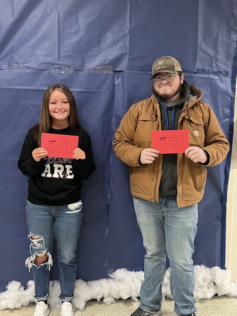 Seniors Noah O'Hara and Allyson Greene