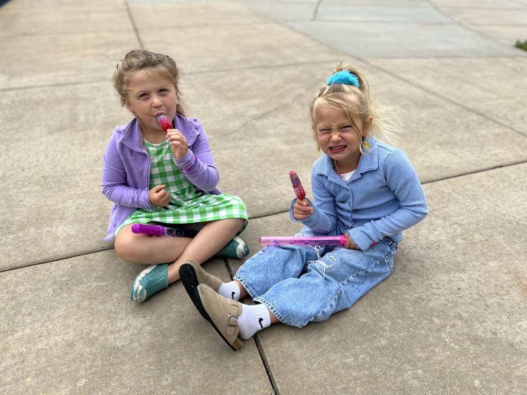 We know summer school wrapped up almost a month ago, but we’re still thinking about those fun days with bubbles and popsicles! 🫧🍦  Ms. Ainsworth’s 5K Readiness kiddos had a blast soaking up the sunshine and making sweet memories. We loved seeing their smiles—and we’re counting down the days until we get to welcome them (and all our students!) back into the building! 💜 #PantherPride
