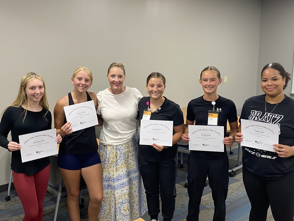 🩺🧪 Future healthcare heroes in action!  Several EHS students recently attended the CVTC Medical Simulation Camp—and it was intense (in the best way)! Over the course of the camp, they: 💉 Learned how to draw blood, start IVs, and perform IOs 🫁 Practiced intubating patients 🚑 Took part in a 2-hour emergency room simulation with real nurses, where their patient coded multiple times ❤️ Got CPR certified  The instructor said this group—which also included two students from Prescott—was amazing. They stayed focused, worked well as a team, and represented EHS proudly!  Oh, and the perks? 😎 🎁 Tons of swag 🎧 A stethoscope 🎓 A $500 scholarship to take a course at CVTC in any field!  We were thrilled to have our new high school principal, Mrs. Marcy Burch, there to cheer them on as they received their certificates. She loved seeing what they were up to—and they were just as excited to meet her! 💜  Big thanks to Mrs. Lesiecki and Ms. Wiskow for chaperoning and snapping some great photos of our students in action.  #PantherPride #EllsworthEHS #CVTCCamp #FutureNurses #HandsOnLearning