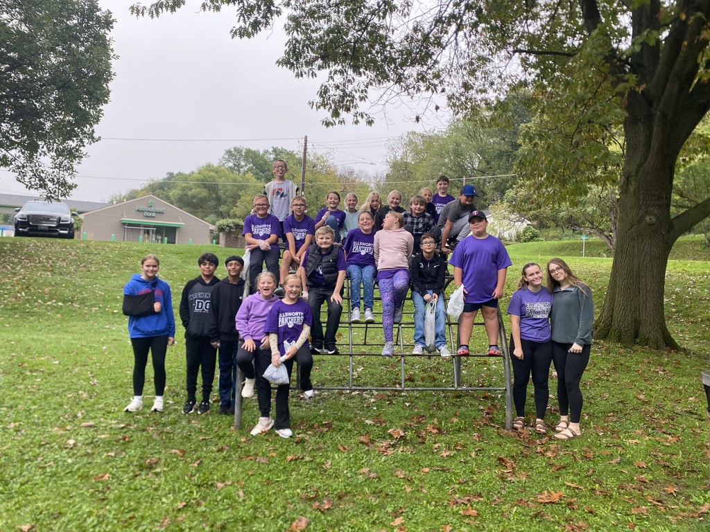 💜 On Tuesday, our 9th, 10th, and 12th graders took part in a Day of Service across the community. Our 5th graders from EES didn’t want to miss out on the chance to help, so they joined in too!  🧹 Each 5th grade class headed to different spots around town with some high school helpers to pick up trash and give back. What an awesome way for our youngest Panthers to be part of Service Learning Day and show Panther Pride in the community! 🐾  #PantherPride #ServiceLearning
