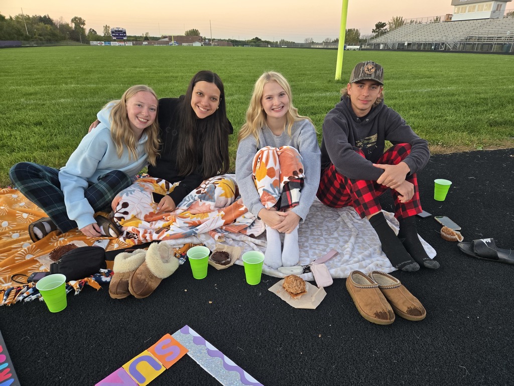 ☀️🌅 The Class of 2025 kicked off their last EHS Homecoming Week with Senior Sunrise this morning. At 6:45 a.m., they gathered on the football field with coffee, juice, and donuts to watch the sun rise together.  It was a simple but meaningful moment — a reminder of how far they’ve come and how quickly their time at EHS is flying by. Here’s to making the most of every memory in their senior year. 💜🖤 #PantherPride