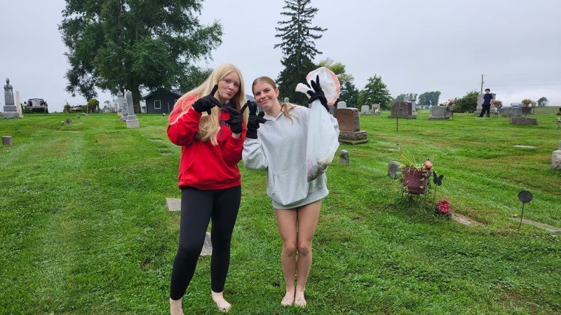On September 22nd, 2025 EHS held their annual Day of Service. All 9th, 10th and 12th graders reported to 34 sites in the community and surrounding areas. Some of the sites included Camp Pepin, Pierce County Fairgrounds, Habitat for Humanity, Elsie’s Barnyard, and highway clean up. A number of students also worked with community members on service learning capstone projects and helped with garbage clean up. Some painted benches at Summit Park while others worked on the ballfields at Brown Field in Hager City. We are so grateful to all of our community partners for their help with projects and encouraging our students in making connections and learning new skills!