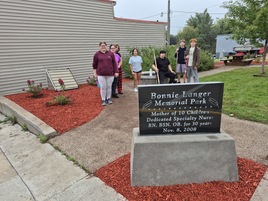 On September 22nd, 2025 EHS held their annual Day of Service. All 9th, 10th and 12th graders reported to 34 sites in the community and surrounding areas. Some of the sites included Camp Pepin, Pierce County Fairgrounds, Habitat for Humanity, Elsie’s Barnyard, and highway clean up. A number of students also worked with community members on service learning capstone projects and helped with garbage clean up. Some painted benches at Summit Park while others worked on the ballfields at Brown Field in Hager City. We are so grateful to all of our community partners for their help with projects and encouraging our students in making connections and learning new skills!