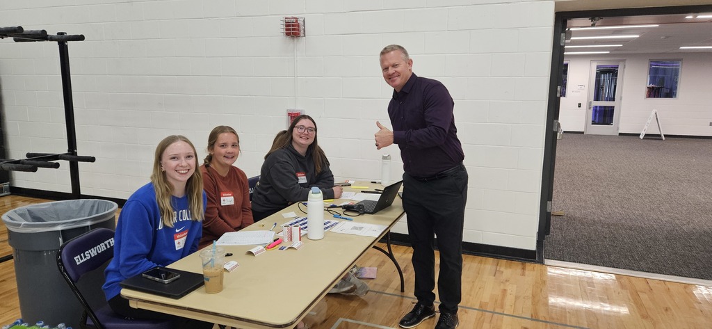 💜 Last week, Ellsworth High School hosted a blood drive — and once again, our students, staff, and community members showed up in an incredible way! It’s always inspiring to see so many people giving back to such an important cause. According to the American Red Cross, one blood donation can save up to three lives. ❤️ Thank you to everyone who rolled up their sleeve to make a difference! 🩸 #PantherPride