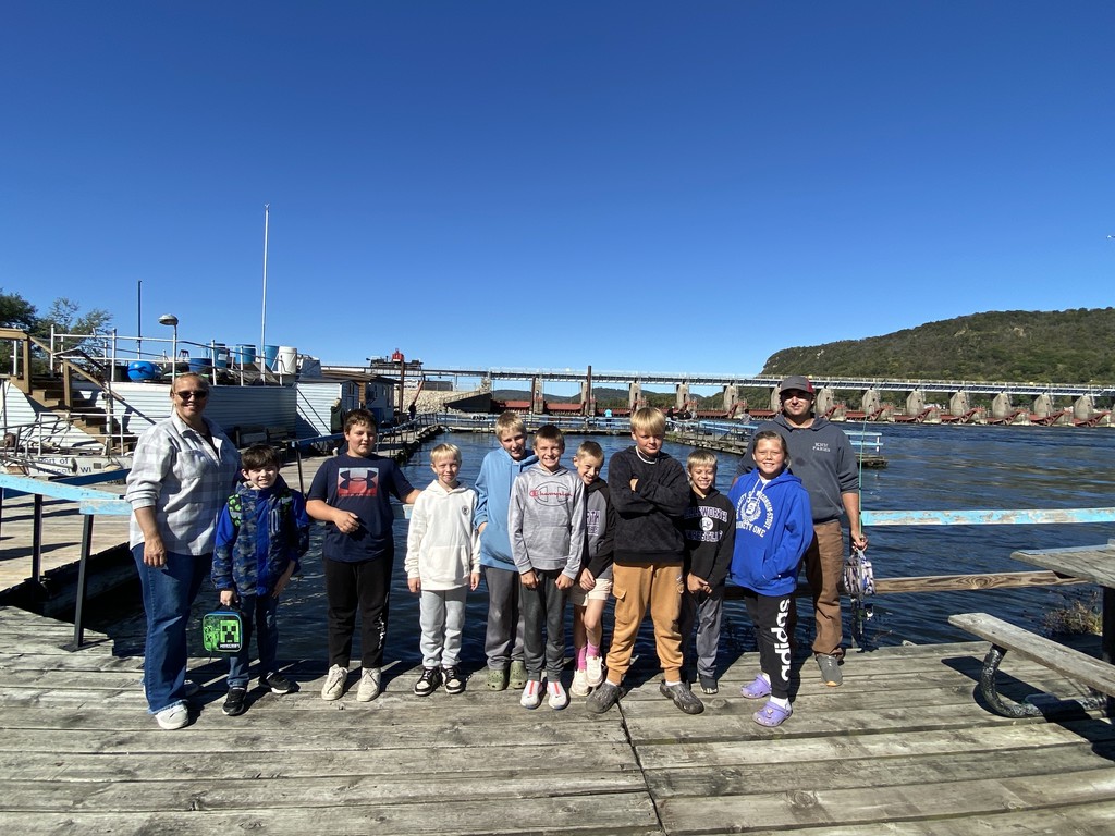 🎣 Our 5th graders had an amazing time on their Red Wing ELC IGo field trips! One group headed to the Alma Fishing Float — and even though the fish weren’t biting much, they all agreed it was the best field trip ever! Other students spent the day enjoying outdoor adventures like cookery, fishing, canoeing, photography, and rock climbing. It was a perfect day for learning, exploring, and making memories outdoors! 🌞🍂