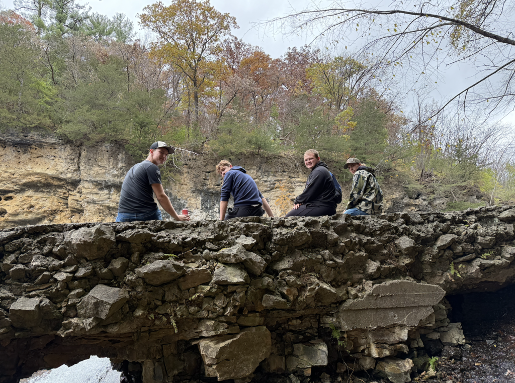 Mr. Benson’s High School Outdoor Adventure class hit the trails at Willow River State Park in Hudson, WI! 🥾🌲 It’s always nice to take a break from the school day, enjoy the fresh air and nature, and make some great memories with classmates. What a perfect day to explore the outdoors!